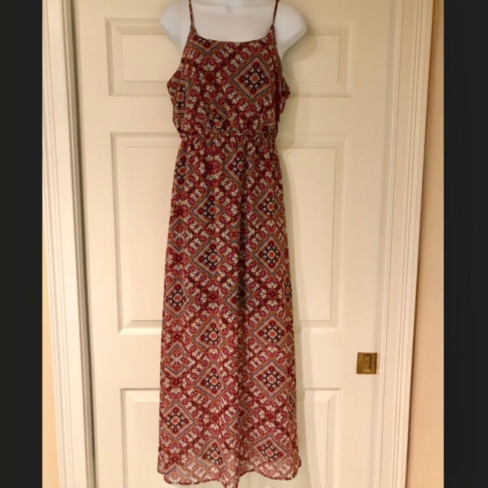Peep Back Maxi Dress